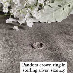 Pandora Clear Sparkling Crown Ring
